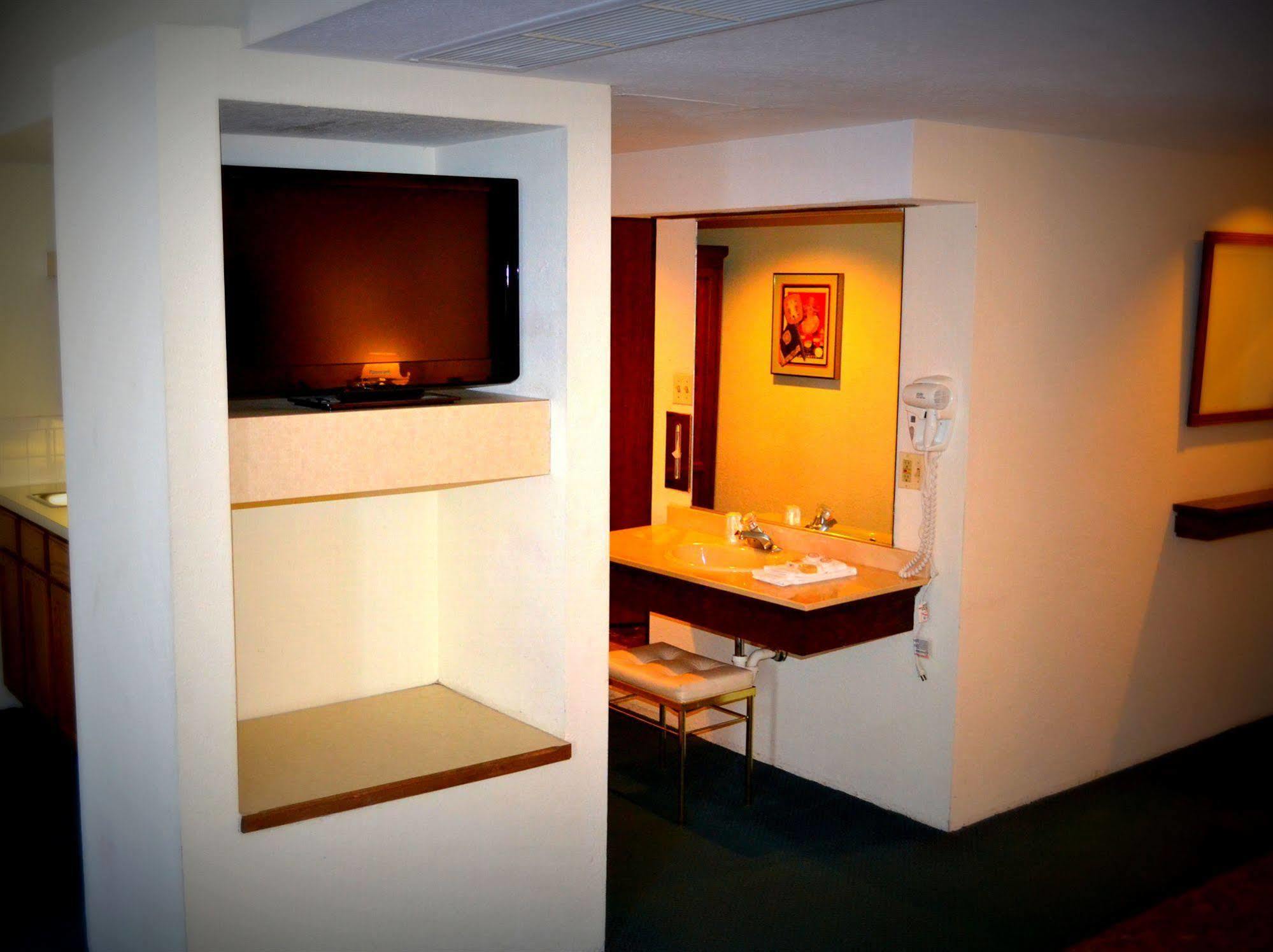 The Write Inn Hotel Oak Park Bagian luar foto