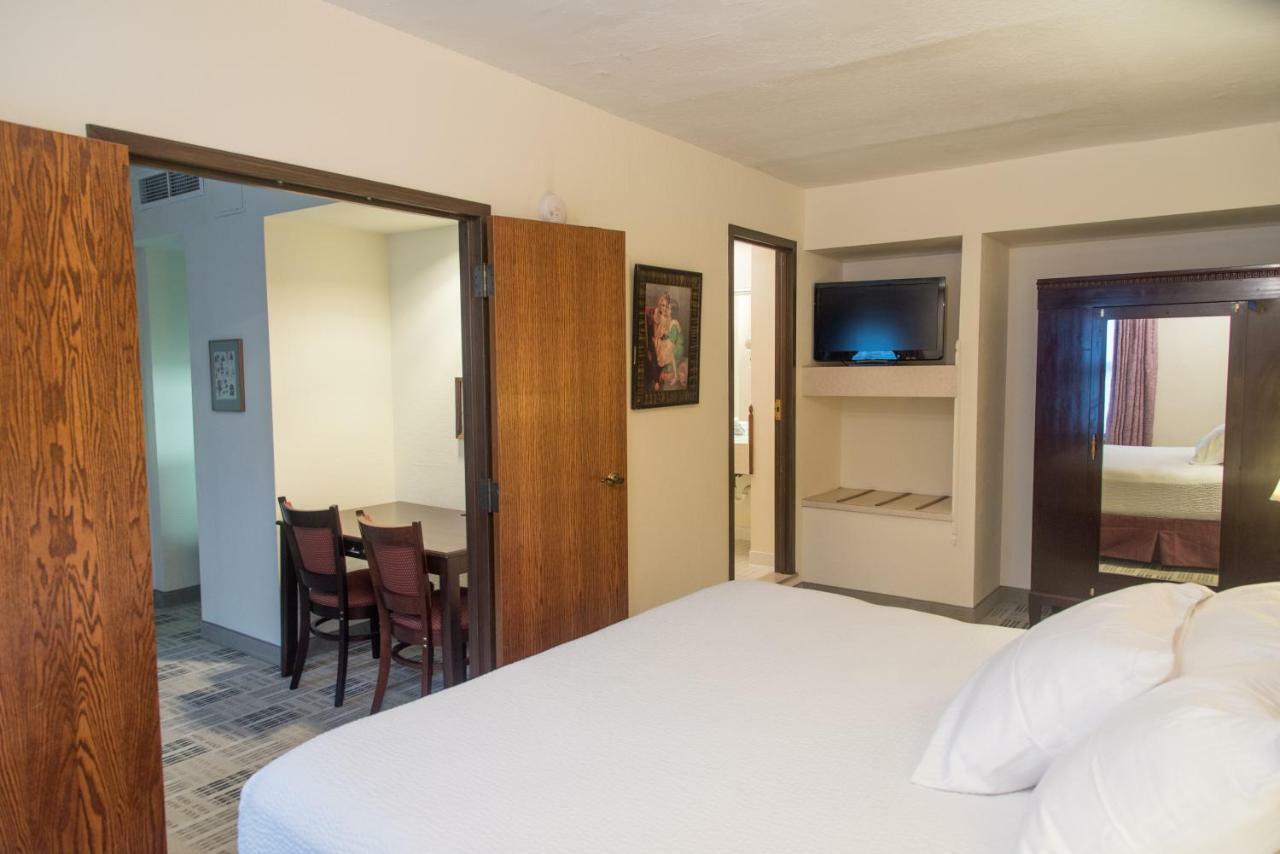 The Write Inn Hotel Oak Park Bagian luar foto