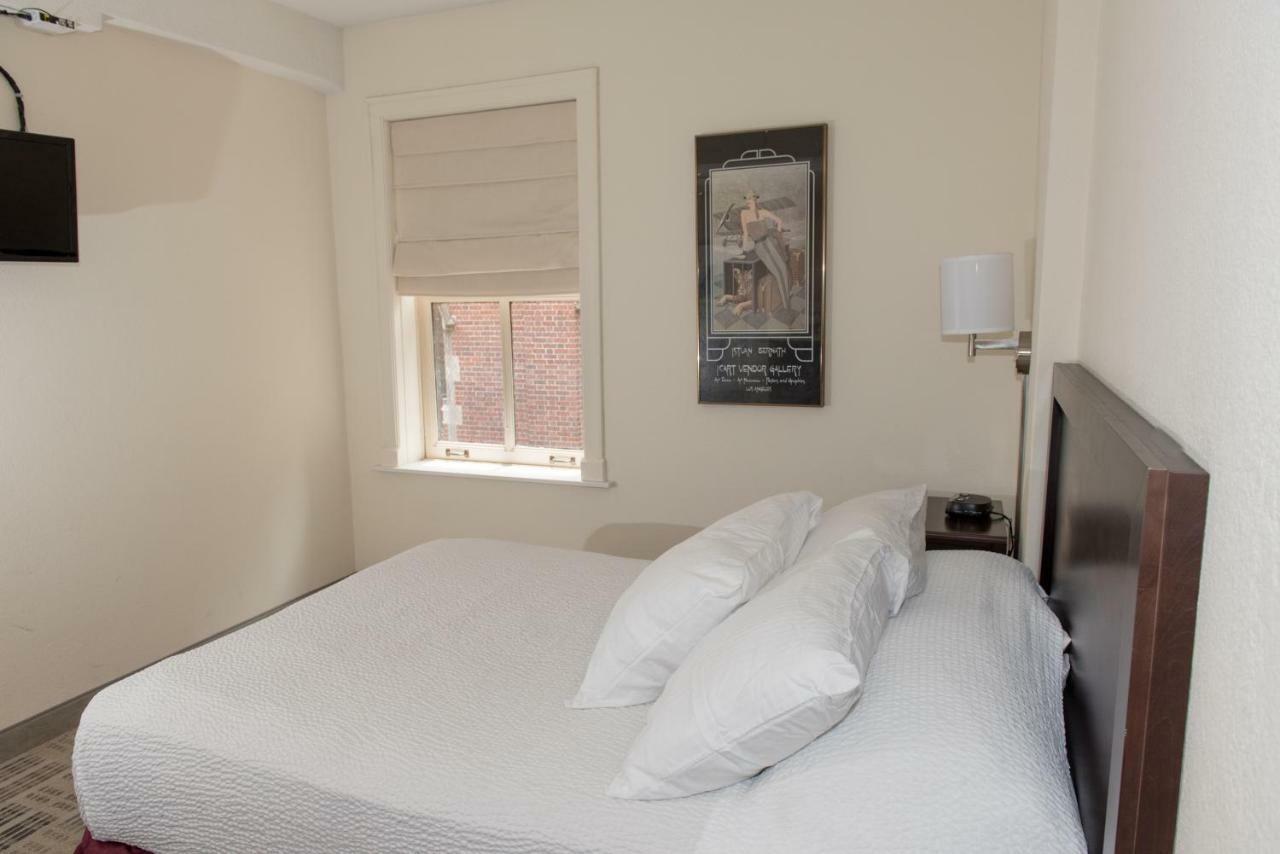 The Write Inn Hotel Oak Park Bagian luar foto