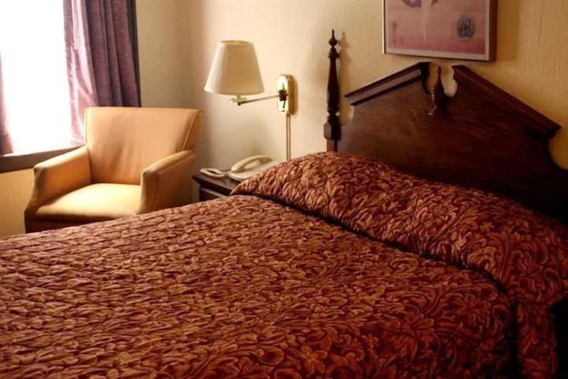 The Write Inn Hotel Oak Park Bagian luar foto