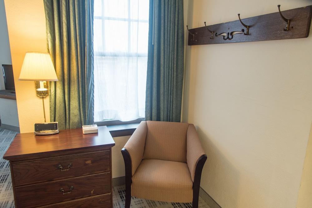 The Write Inn Hotel Oak Park Bagian luar foto